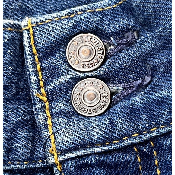 Vintage LEVI'S Cinch Back Jeans Womens 9 Blue Wide Leg Bell Bottom 70s High Rise - Picture 14 of 16